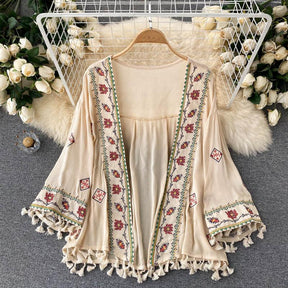 Encanto™ – Kimono Feminino Estilo Boho com Franjas